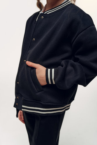 Бомбер тёплый кнопки